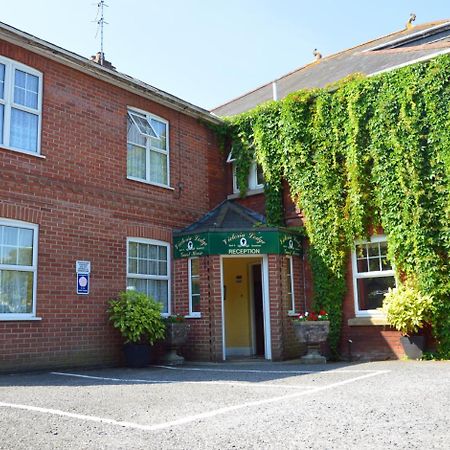 Victoria Lodge Guest House Salisbury Kültér fotó